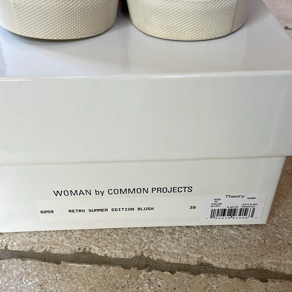 New Woman Common Projects - Picture 6 of 7